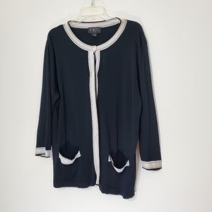 Finity Black with white trim sweater, Size 2x